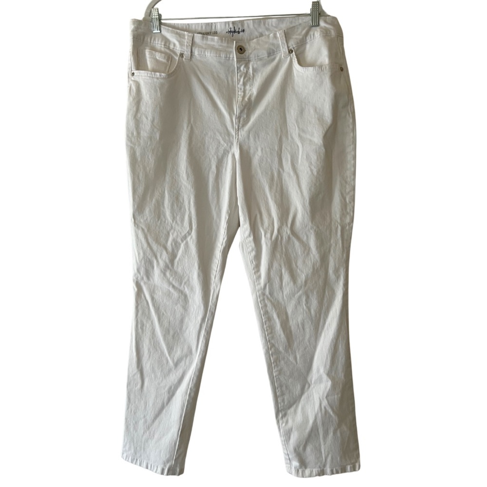 Style & Co Women’s White Straight Leg Jeans